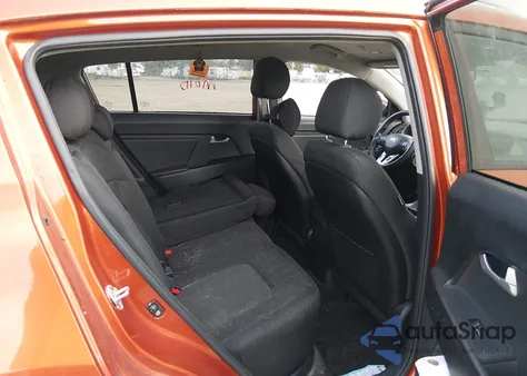 2013 Kia Sportage Lx z USA, uszkodzony, nr VIN KNDPBCA21D7418882